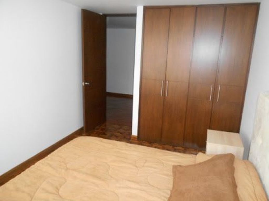 Apartamento de 3 alcobas en venta en Chico, Bogotá, 143 m² · foto 12 de 17