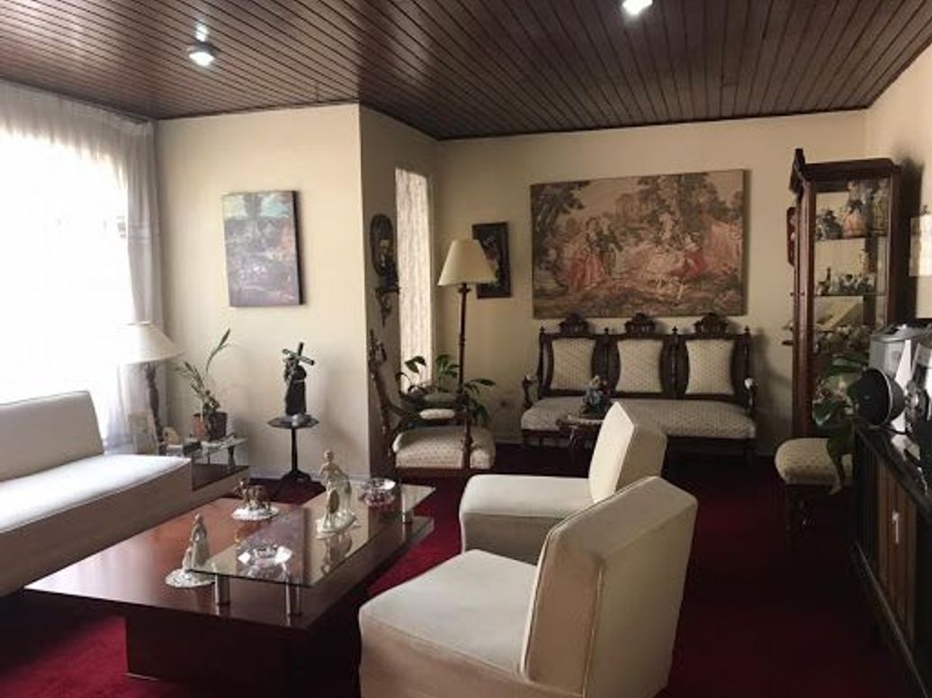 Casa de 4 alcobas en venta en Santa Ana Occidental, Bogotá, 255 m² · foto 3 de 17