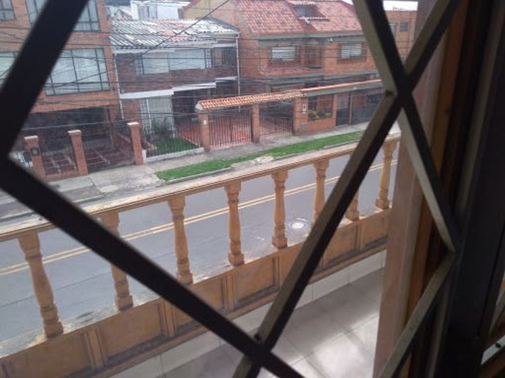 Casa de 4 alcobas en venta en Cedro Golf, Bogotá, 294 m² · foto 12 de 20