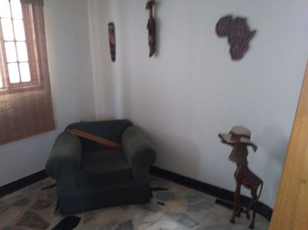 Casa de 4 alcobas en venta en Cedro Golf, Bogotá, 294 m² · foto 9 de 20