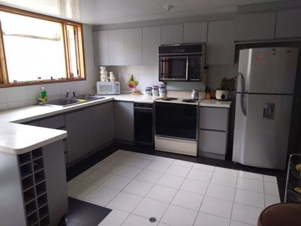 Casa de 4 alcobas en venta en Cedro Golf, Bogotá, 294 m² · foto 6 de 20
