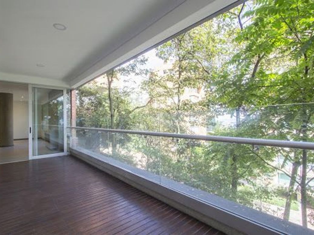 Apartamento de 2 alcobas en venta en El Nogal, Bogotá, 188 m² · foto 9 de 20