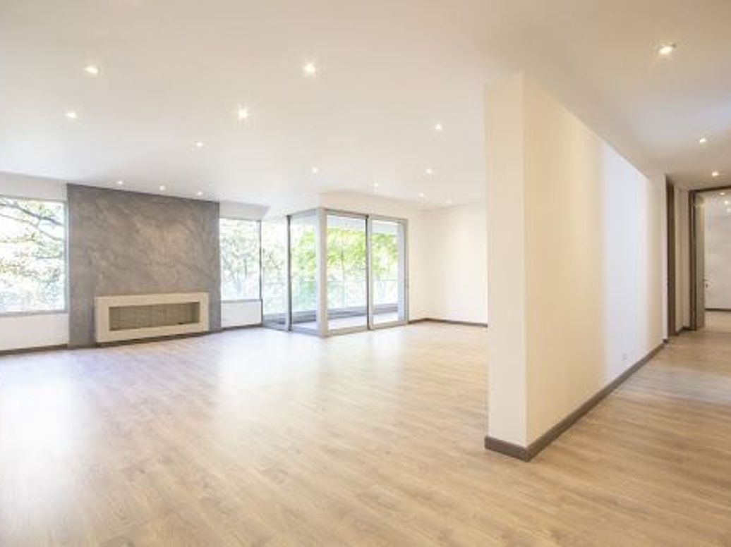 Apartamento de 2 alcobas en venta en El Nogal, Bogotá, 188 m² · foto 2 de 20