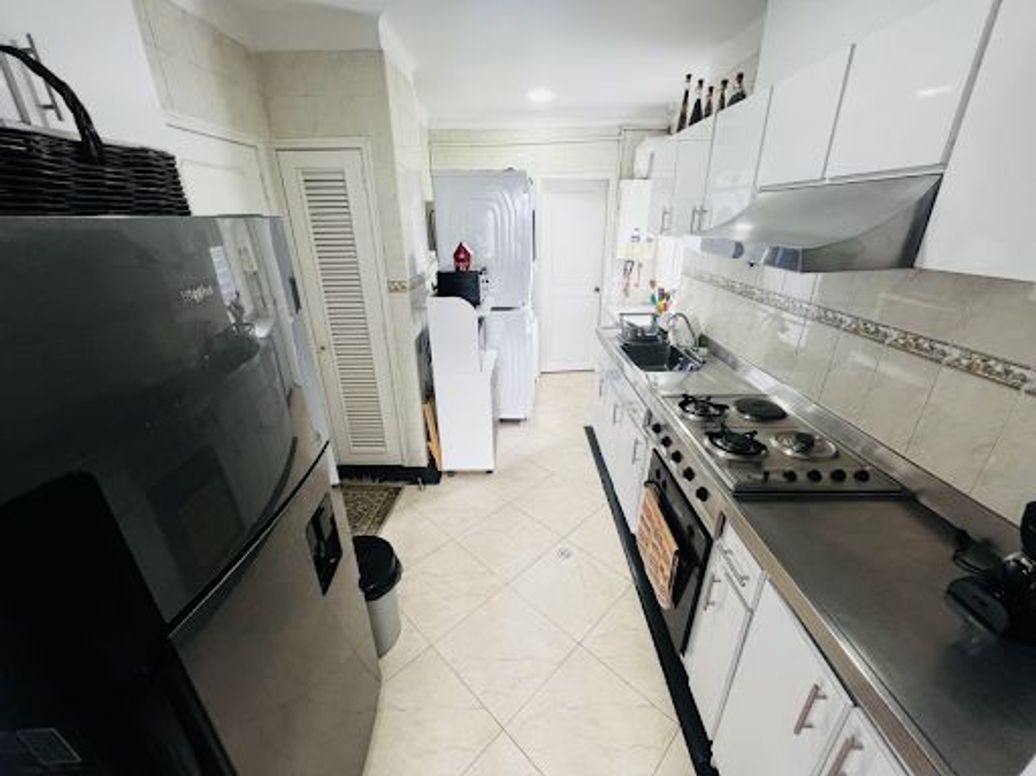 Apartamento de 3 alcobas en venta en Puente Largo, Bogotá, 208 m² · foto 15 de 20