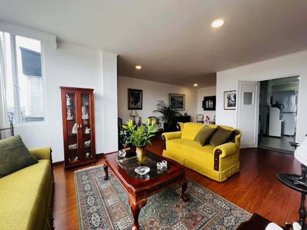 Apartamento de 3 alcobas en venta en Puente Largo, Bogotá, 208 m² · foto 4 de 20