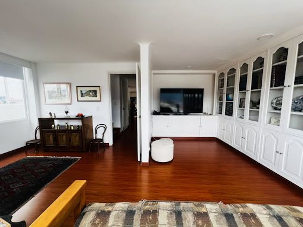 Apartamento de 3 alcobas en venta en Puente Largo, Bogotá, 208 m² · foto 9 de 20