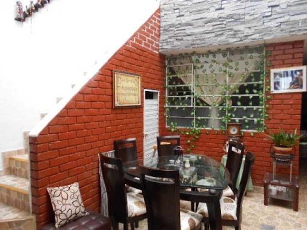 Casa de 7 alcobas en venta en San Jorge Central Sector 2, Bogotá, 246 m² · foto 3 de 16