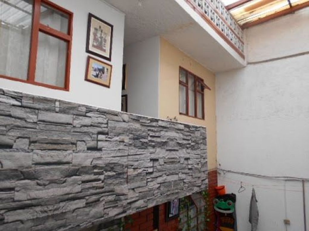 Casa de 7 alcobas en venta en San Jorge Central Sector 2, Bogotá, 246 m² · foto 13 de 16