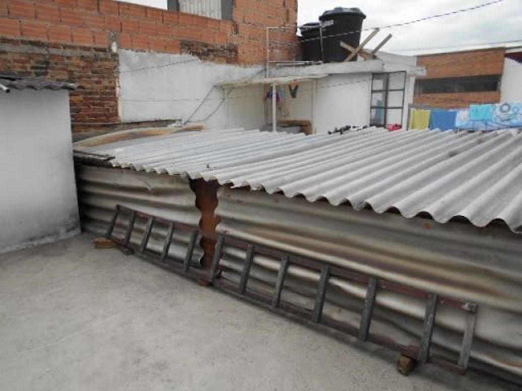 Casa de 7 alcobas en venta en San Jorge Central Sector 2, Bogotá, 246 m² · foto 15 de 16