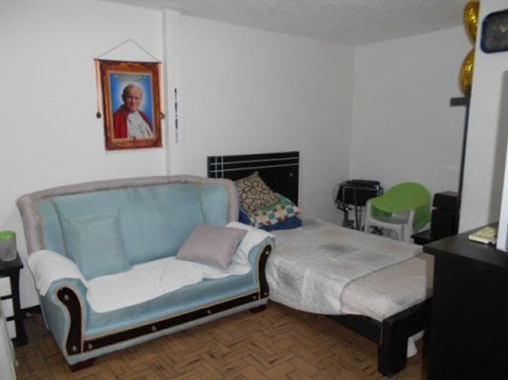 Casa de 7 alcobas en venta en San Jorge Central Sector 2, Bogotá, 246 m² · foto 6 de 16
