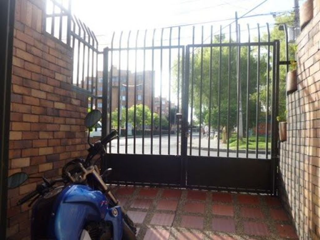 Casa de 3 alcobas en venta en Modelia, Bogotá, 115 m² · foto 20 de 20