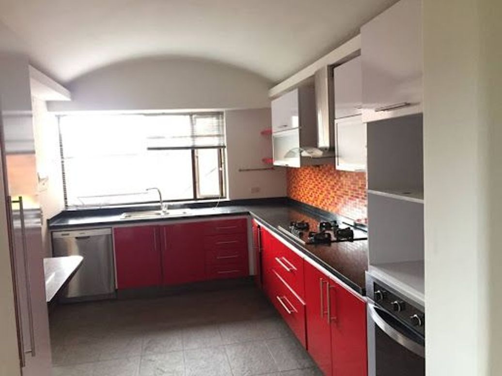 Apartamento de 3 alcobas en venta en Niza Suba, Bogotá, 260 m² · foto 10 de 20