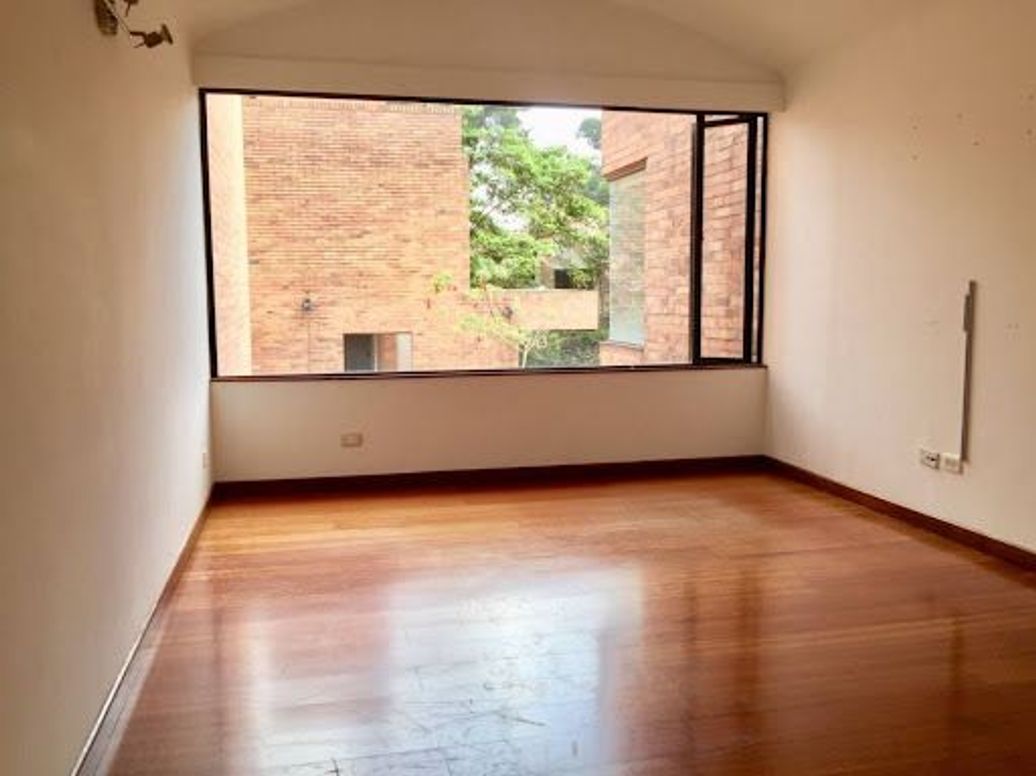 Apartamento de 3 alcobas en venta en Niza Suba, Bogotá, 260 m² · foto 16 de 20