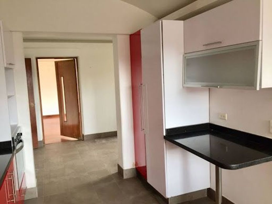 Apartamento de 3 alcobas en venta en Niza Suba, Bogotá, 260 m² · foto 12 de 20