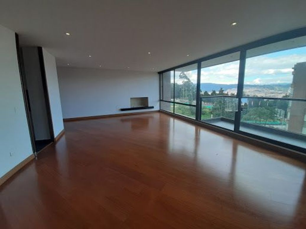 Apartamento de 3 alcobas en venta en Casa Blanca Torreladera, Bogotá, 179 m² · foto 2 de 20