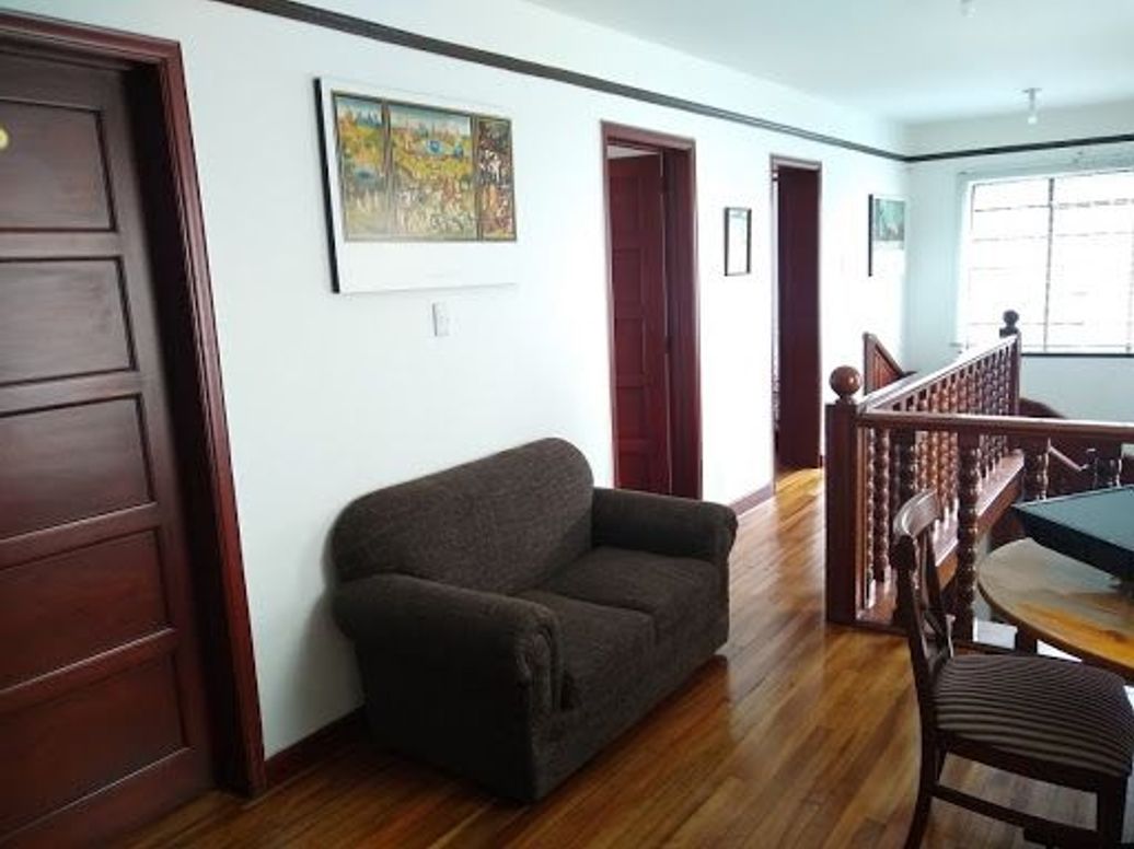 Casa de 11 alcobas en venta en Galerías, Bogotá, 450 m² · foto 3 de 20