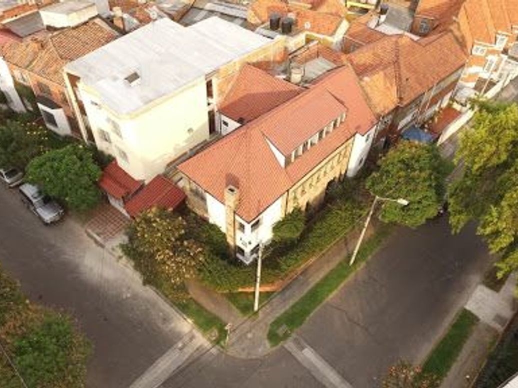 Casa de 11 alcobas en venta en Galerías, Bogotá, 450 m² · foto 4 de 20