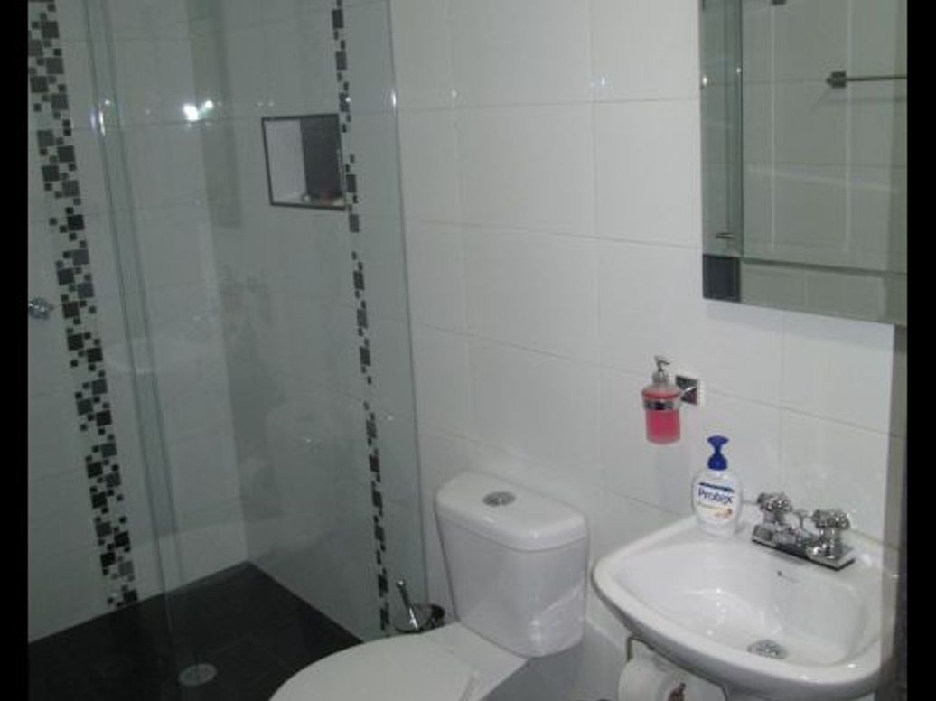 Casa de 14 alcobas en venta en Santa Isabel, Bogotá, 266 m² · foto 7 de 17