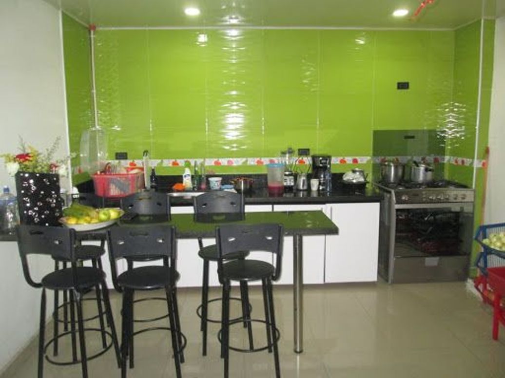 Casa de 14 alcobas en venta en Santa Isabel, Bogotá, 266 m² · foto 10 de 17