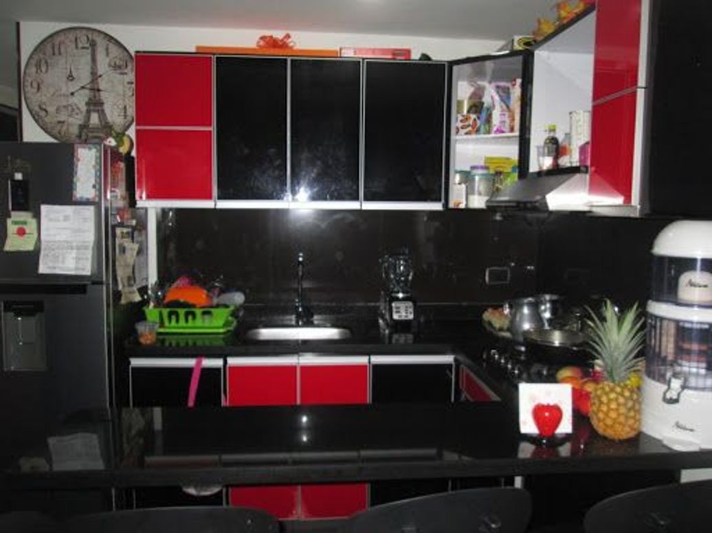 Casa de 14 alcobas en venta en Santa Isabel, Bogotá, 266 m² · foto 5 de 17
