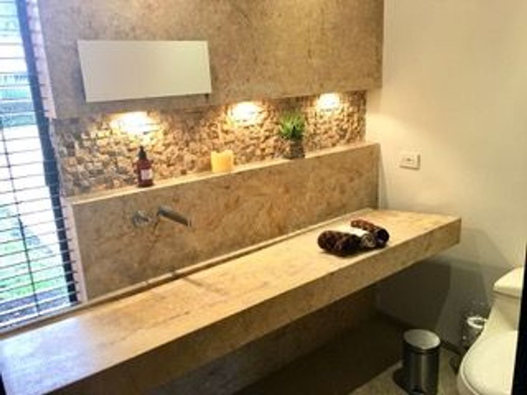 Casa de 6 alcobas en venta en Guaymaral, Bogotá, 390 m² · foto 6 de 10
