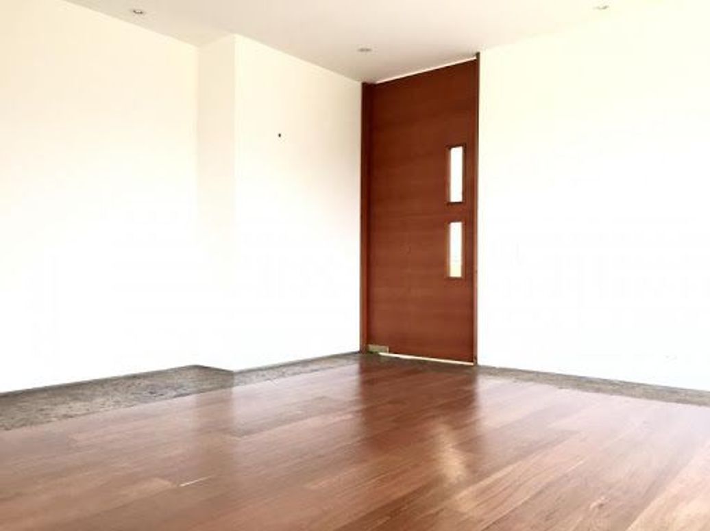 Casa de 3 alcobas en venta en Guaymaral, Bogotá, 350 m² · foto 2 de 20