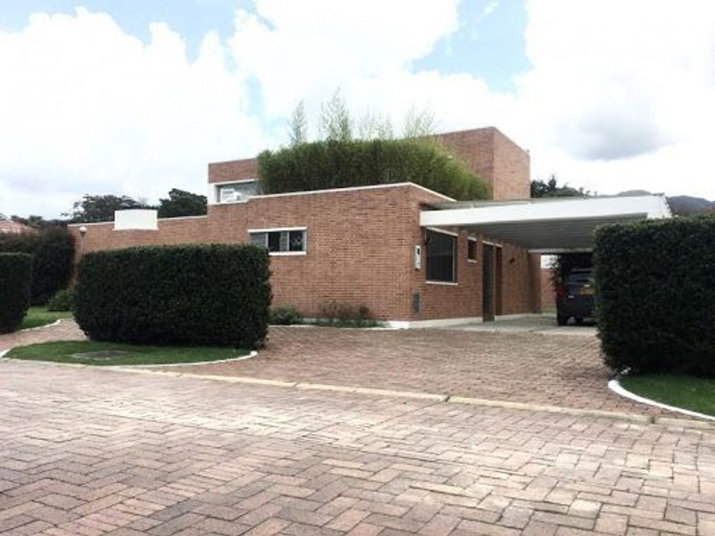 Casa de 3 alcobas en venta en Guaymaral, Bogotá, 350 m² · foto 17 de 20