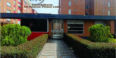 Gran oportunidad de adquirir vivienda propia en ciudadela Gran Granada. C.R. Portal de Granada II.

Se vende apartamento tipo Dúplex piso 3 (equivale a piso 5), compuesto de la siguiente manera:  Primer nivel: sala comedor, cocina integral, depósito, alcoba principal con baño privado, división en vidrio templado, vestier abierto.  Segundo nivel: baño de alcobas, dos habitaciones cada una con closet abierto, una pequeña sala de star o estudio, con vista al primer piso. Apartmento completamente terminado, pisos en cerámica y cuenta con parqueadero propio.

Dentro de los beneficios del conjunto encontrará jardines, zonas comunes bien organizadas, shut, servicio de portería, vigilancia las 24 horas, salón comunal y todos los beneficios de un conjunto cerrado.
