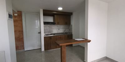Tu nuevo hogar te espera! Moderno apartamento para estrenar, disenado con acabados de alta calidad y excelente iluminacion natural. Su fachada contemporanea y ventanales amplios brindan una vista despejada y gran entrada de luz. El edificio cuenta con zonas comunes elegantes, porteria, ascensor y parqueadero. Ubicado en un sector tranquilo, con facil acceso a vias principales, transporte publico, comercios y zonas verdes. Ideal para quienes buscan confort, estilo y ubicacion privilegiada. No dejes pasar esta oportunidad! Contactanos y agenda tu visita hoy mismo. Tu proximo hogar esta listo para ti.

