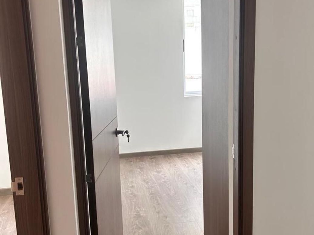 Apartamento de 2 alcobas en venta en Ub. Arboral, Bogotá, 53 m² · foto 12 de 20