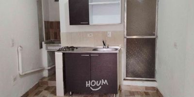 [ARR] ID HOUM: 161991

Entérate de todos los beneficios al arrendar con nosotros:
    • Asistencia e intermediación con el propietario
    • Firma tu contrato online
    • Arrienda sin burocracia, sin papeleos ni notarías

Departamento en arriendo, ubicado en el barrio Manrique Central I, con una superficie construida de 40.00 m² y superficie total de 40.00  m². 

Sus principales características son:

    • No amoblado
    • 1 dormitorio
    • 1 baño
    • No Admite mascotas
    • Año de construcción: 2000
            
Si arriendas con nosotros, te brindamos asesoría personalizada durante todo el proceso.
        

Requisitos para arrendar con nosotros:

    • Arrienda sin codeudor*, fácil, rápido y seguro
    • Demuestra un ingreso mensual neto de al menos 2.5 veces el valor del arriendo (los ingresos mensuales se pueden complementar por las personas que vivirán en este inmueble)
    • Completa tu información básica y mándanos tus extractos bancarios o documentos que demuestren tus ingresos
    • No debes tener reportes negativos en centrales de crédito
        

IMPORTANTE:

    • Te invitamos a agendar una visita a esta propiedad
    • Si tienes alguna duda por favor puedes solicitar más información desde los portales como también contactarte directamente con nosotros
    
Más que una inmobiliaria, somos Houm.
*Aplican T&C