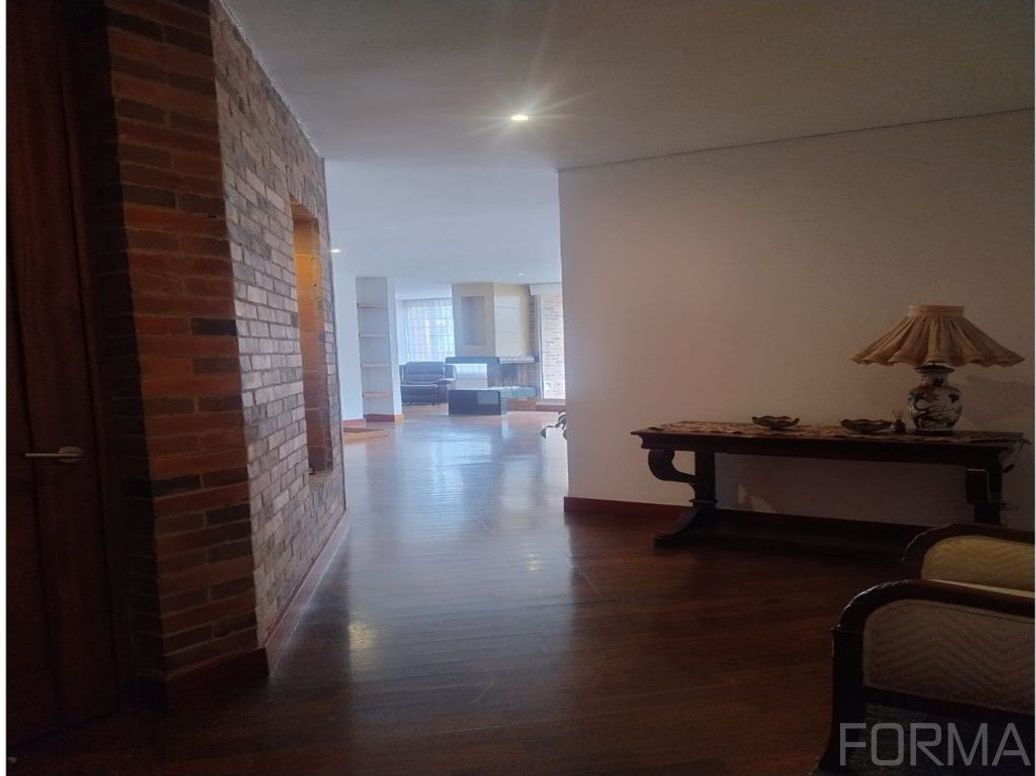 Apartamento de 3 alcobas en venta en La Calleja, Bogotá, 137 m² · foto 4 de 20