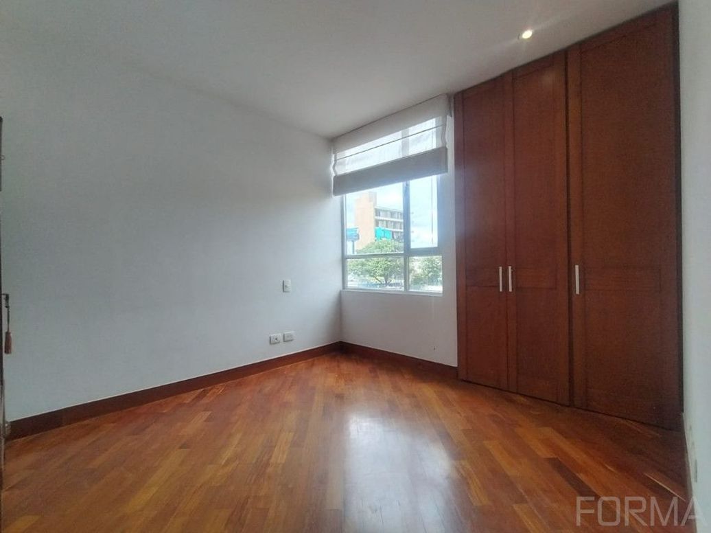 Apartamento de 3 alcobas en venta en La Calleja, Bogotá, 137 m² · foto 6 de 20