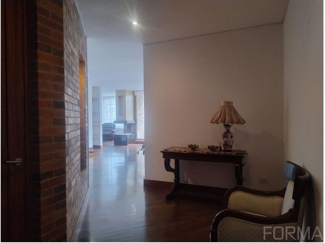 Apartamento de 3 alcobas en venta en La Calleja, Bogotá, 137 m² · foto 3 de 20