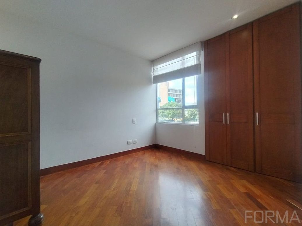 Apartamento de 3 alcobas en venta en La Calleja, Bogotá, 137 m² · foto 11 de 20