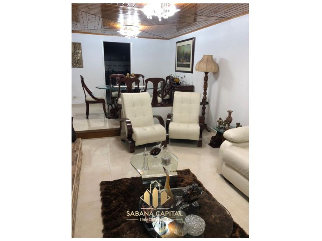 Casa de 5 alcobas en venta en Torres De Modelia, Bogotá, 230 m² · foto 16 de 20
