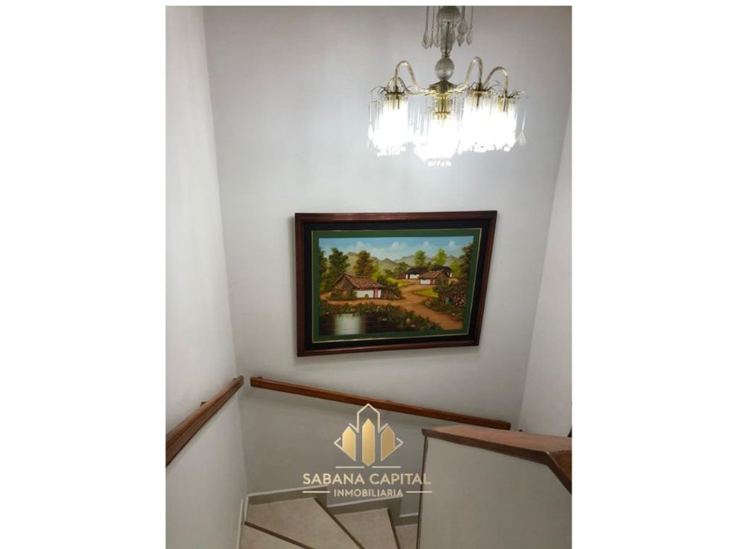 Casa de 5 alcobas en venta en Torres De Modelia, Bogotá, 230 m² · foto 12 de 20