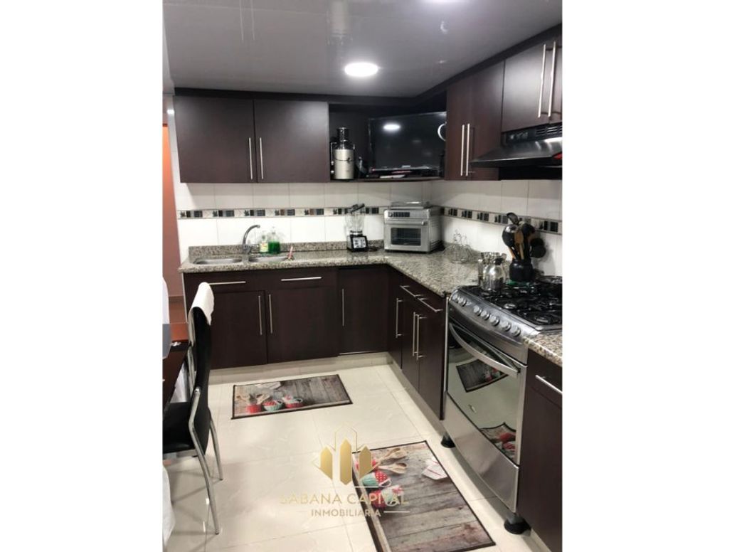 Casa de 5 alcobas en venta en Torres De Modelia, Bogotá, 230 m² · foto 19 de 20
