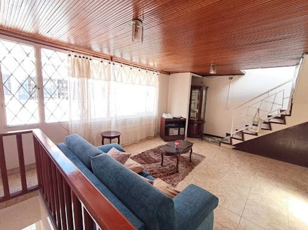 Casa de 5 alcobas en venta en Engativa Centro, Bogotá, 72 m² · foto 18 de 20