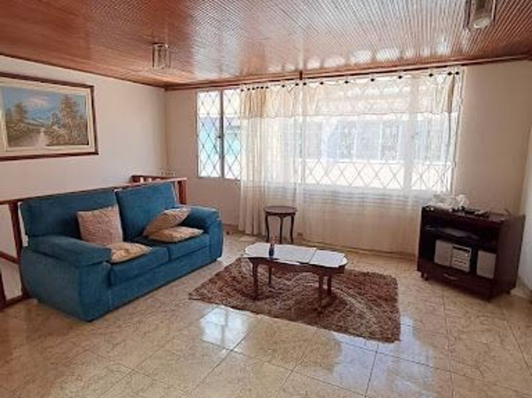 Casa de 5 alcobas en venta en Engativa Centro, Bogotá, 72 m² · foto 16 de 20
