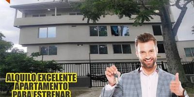 ALQUILO EXCELENTE APARTAMENTO PARA ESTRENAR AL SUR DE CALI EN CIUDAD 2.000. CARRERA 50 No. 42A-26 APTO 402. COD 2272. Excelente ubicación. Cerca de vía principal, cerca de colegios y universidades, cerca de supermercados y centros comerciales. Consta de sala comedor amplia, balcón, 2 alcobas con closet, baño, cocina semi-integral a gas, zona de oficios parqueo para una moto. $1.400.000. 