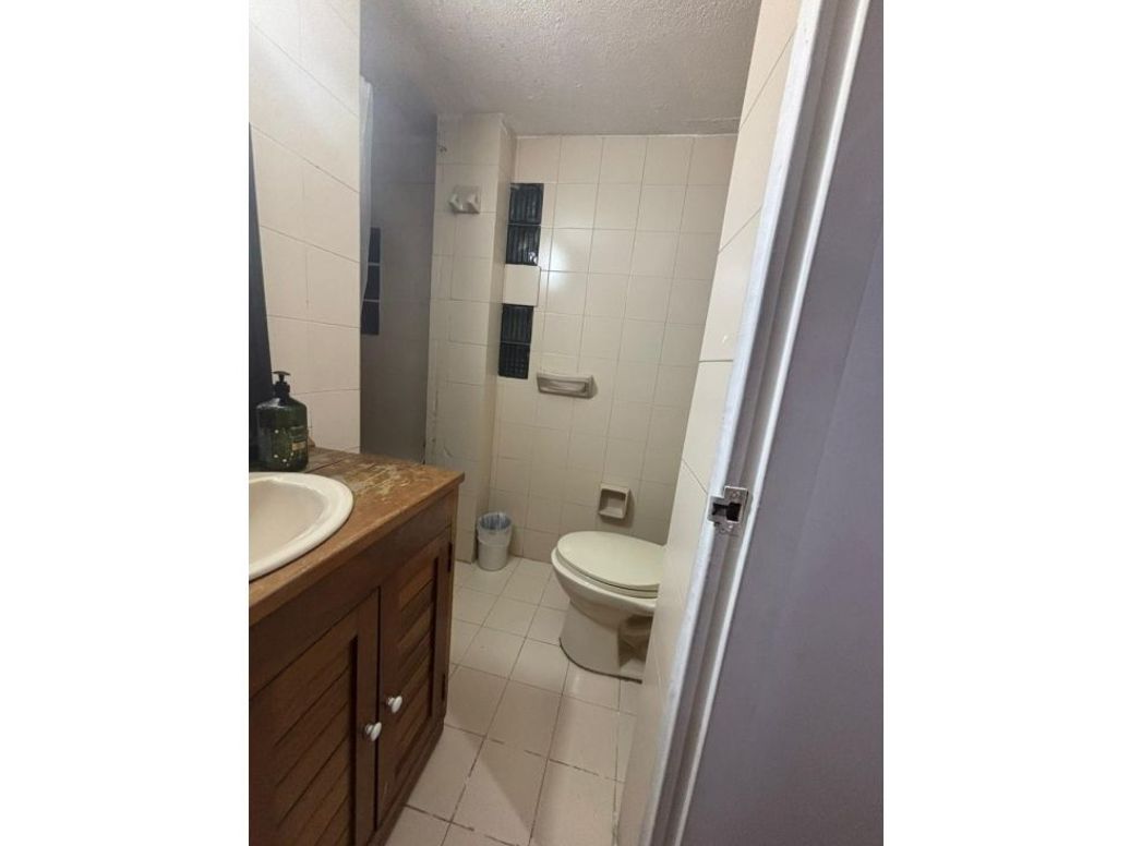 Apartaestudio en venta en Chapinero Alto, Bogotá, 65 m² · foto 11 de 13