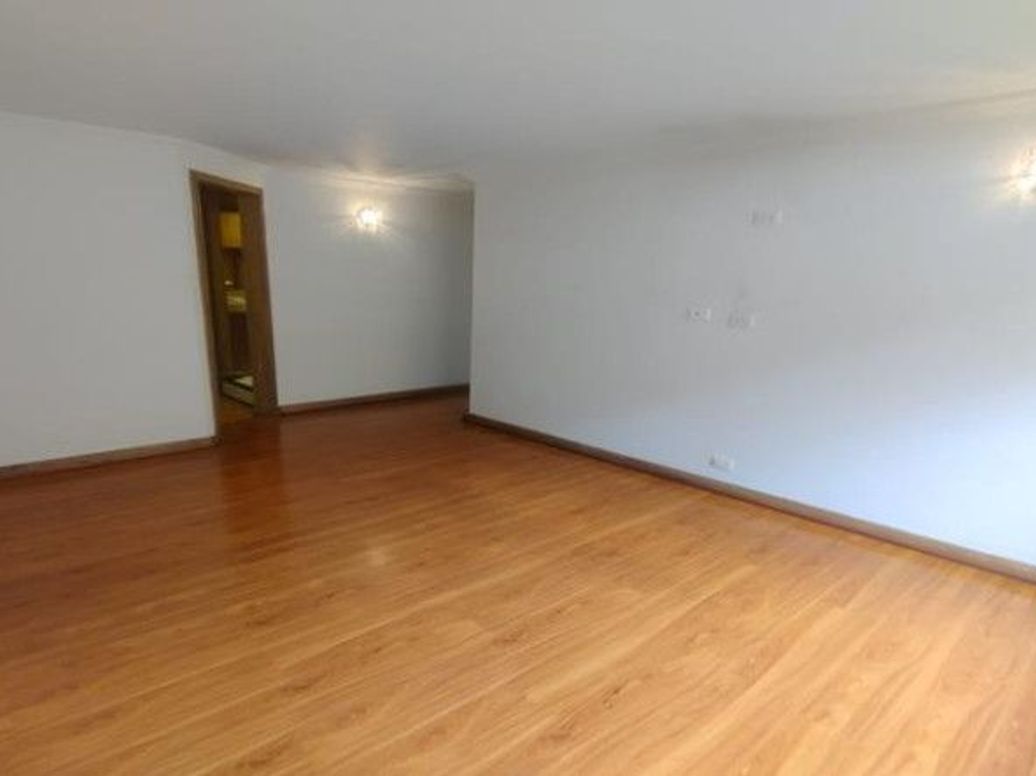 Apartamento de 3 alcobas en venta en Santa Barbara Occidental, Bogotá, 126 m² · foto 14 de 20