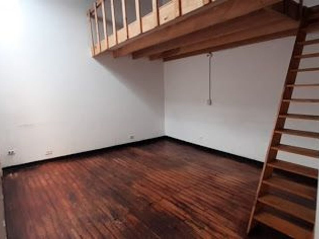 Casa de 7 alcobas en venta en Los Alcázares, Bogotá, 181 m² · foto 8 de 12