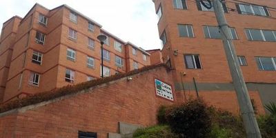 APARTAMENTO EXTERNO, CON EXCELENTES ACABADOS, AMPLIO EN TODOS SUS ESPACIOS, CUENTA CON BUENA ILUMINACION Y VENTILACION NATURAL. 