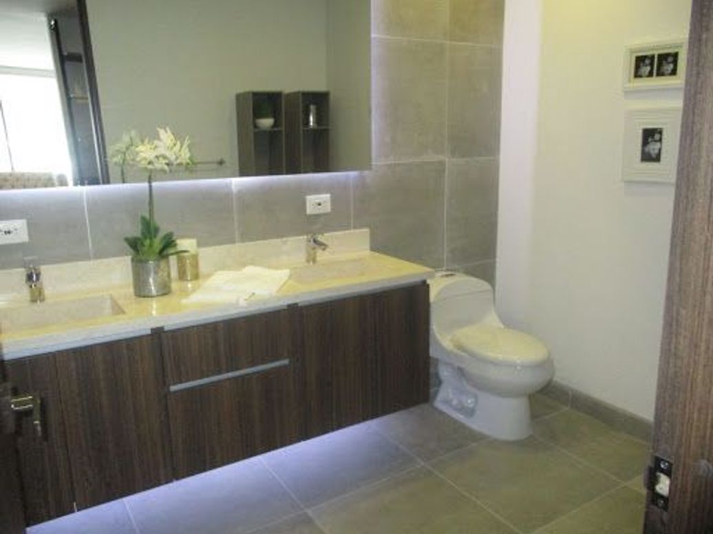 Apartamento de 3 alcobas en venta en Suba, Bogotá, 181 m² · foto 13 de 19