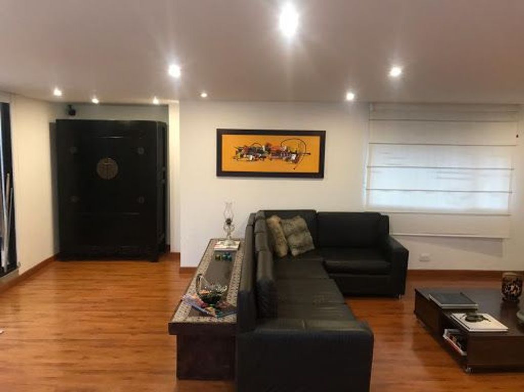Apartamento de 3 alcobas en venta en El Castillo, Bogotá, 219 m² · foto 20 de 20