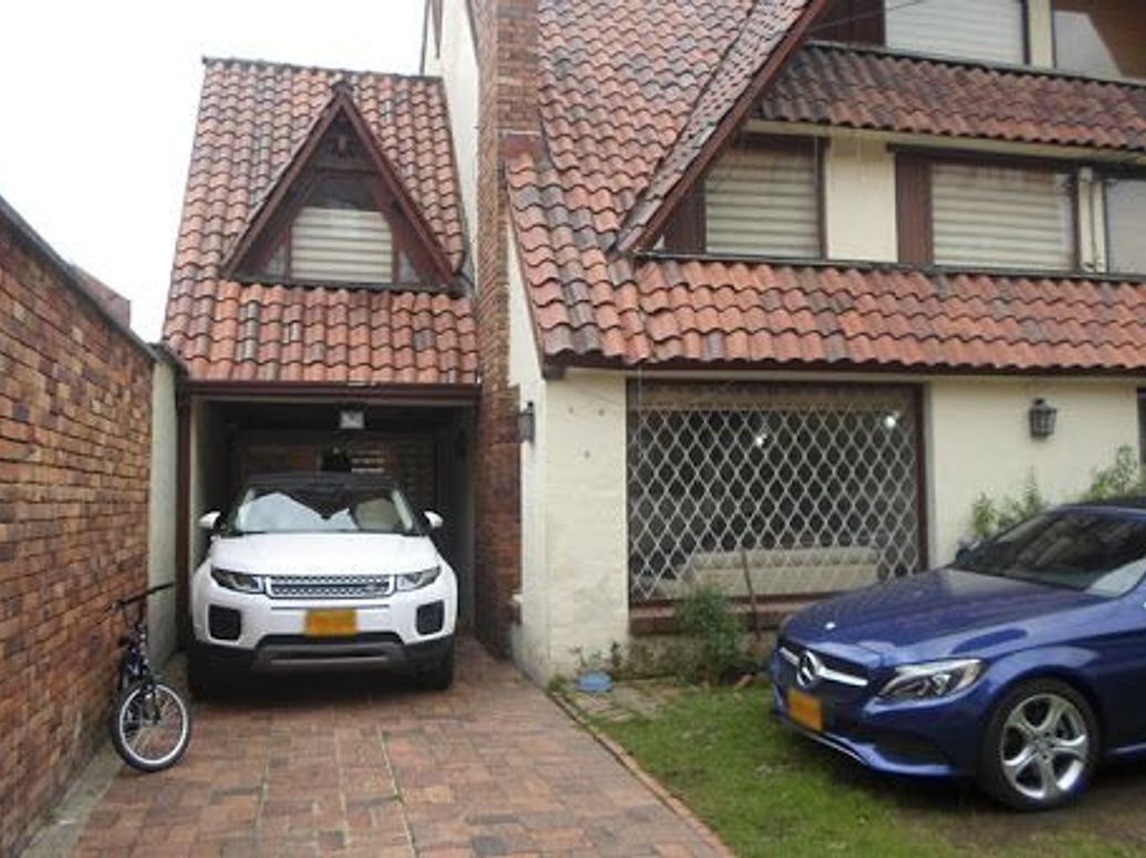Casa de 4 alcobas en venta en Colina Campestre, Bogotá, 243 m² · foto 15 de 20