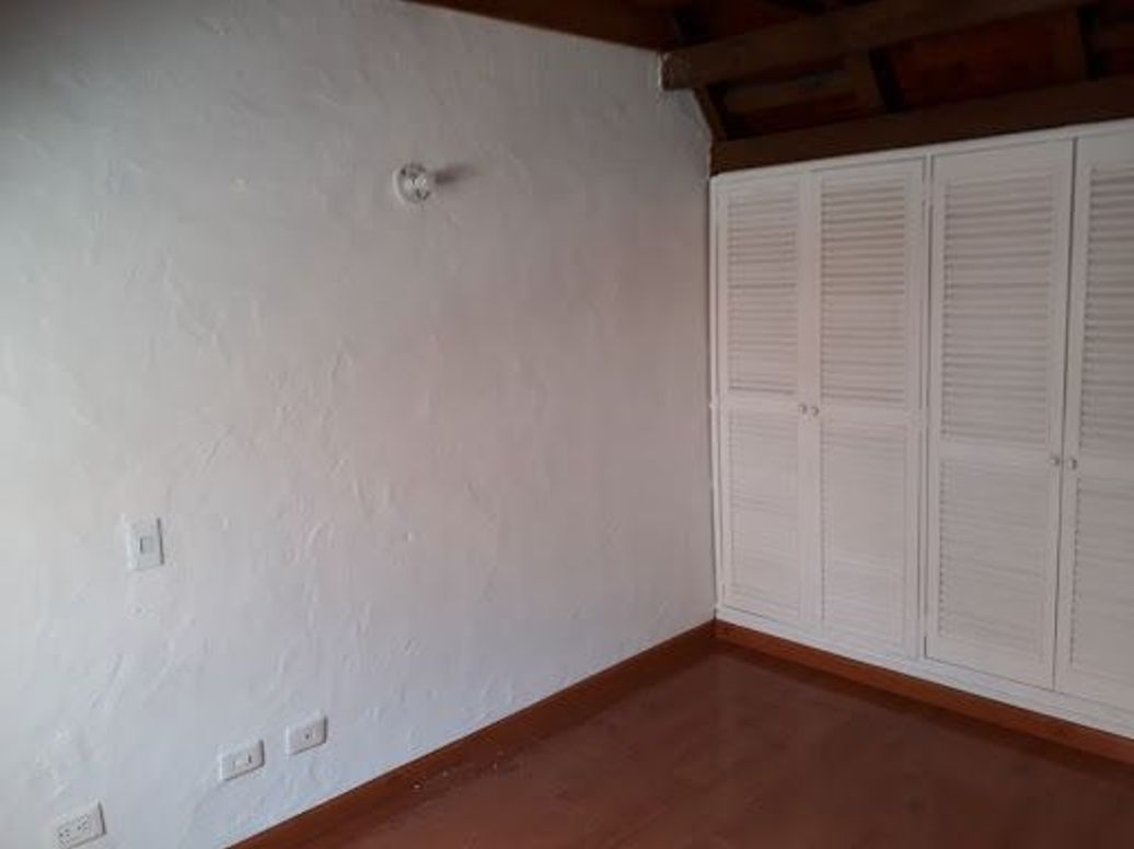 Casa de 4 alcobas en venta en Colina Campestre, Bogotá, 243 m² · foto 10 de 20