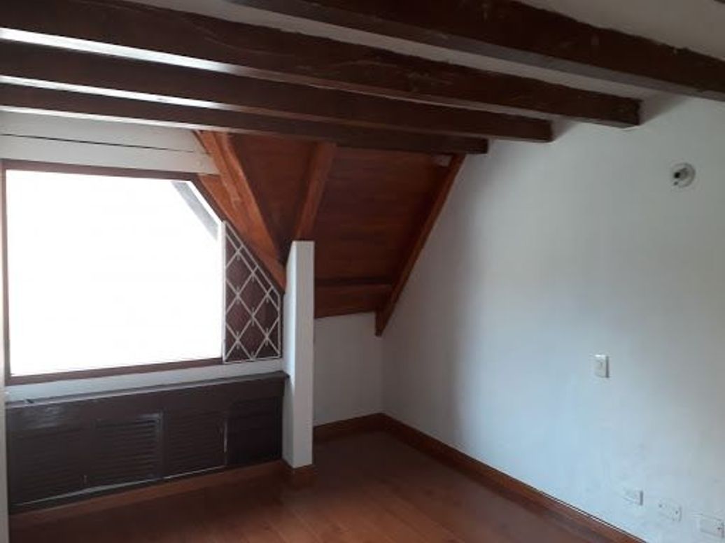 Casa de 4 alcobas en venta en Colina Campestre, Bogotá, 243 m² · foto 3 de 20